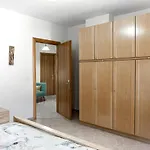 منزل للإقامة Center Two Private Bedrooms Near Scanderbeg Square On Shared تيرانا