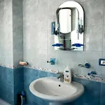 Center Two Private Bedrooms Near Scanderbeg Square On Shared * تيرانا