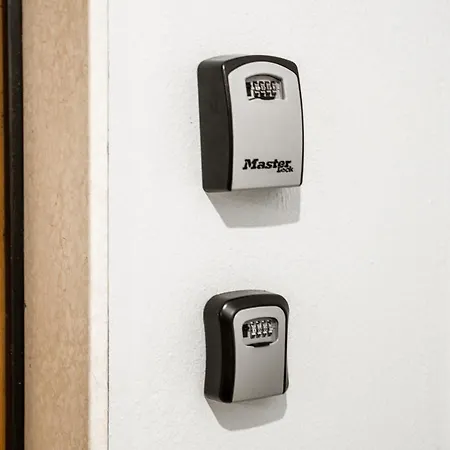 Center Two Private Bedrooms Near Scanderbeg Square On Shared Ubytování v soukromí *