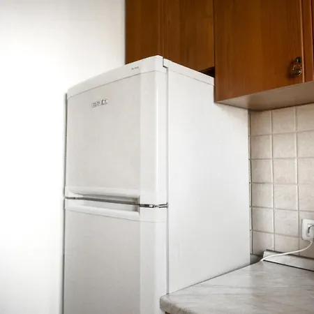 Ubytování v soukromí Center Two Private Bedrooms Near Scanderbeg Square On Shared Tirana