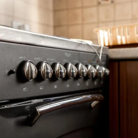 Δωμάτια σε οικογενειακή κατοικία Center Two Private Bedrooms Near Scanderbeg Square On Shared Τίρανα