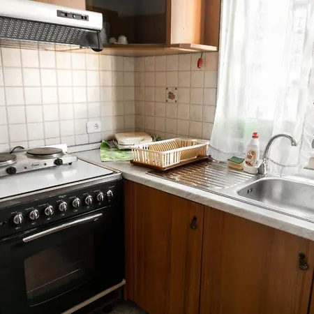 Center Two Private Bedrooms Near Scanderbeg Square On Shared * Tirana