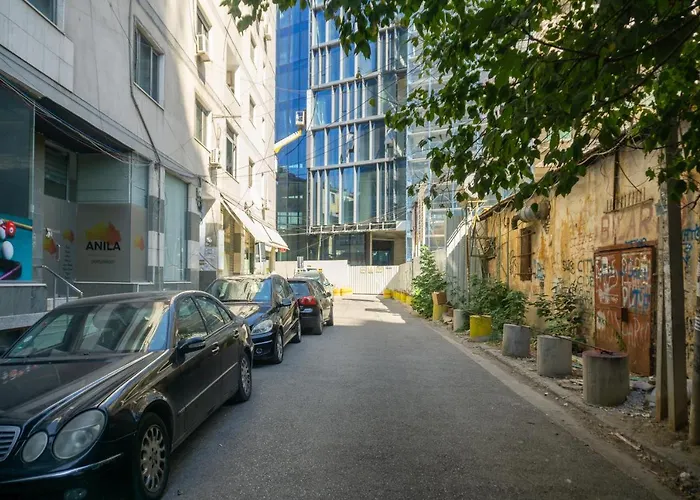 Ubytování v soukromí Center Two Private Bedrooms Near Scanderbeg Square On Shared Tirana