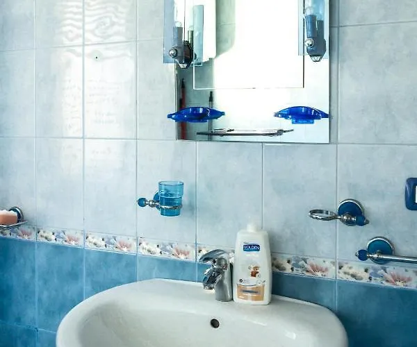 Center Two Private Bedrooms Near Scanderbeg Square On Shared Ubytování v soukromí