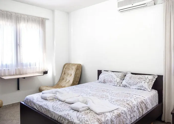 Center Two Private Bedrooms Near Scanderbeg Square On Shared Ubytování v soukromí *