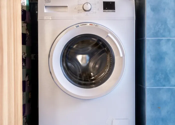 Center Two Private Bedrooms Near Scanderbeg Square On Shared *