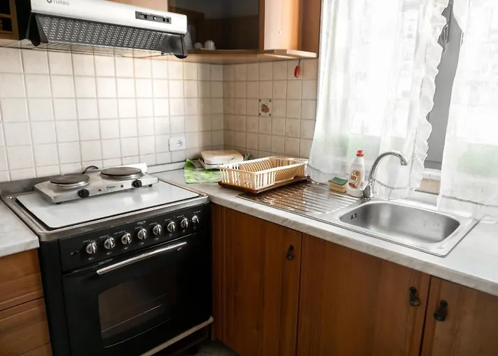 Center Two Private Bedrooms Near Scanderbeg Square On Shared * Tirana