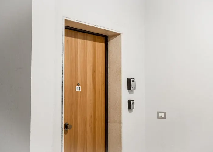 Center Two Private Bedrooms Near Scanderbeg Square On Shared